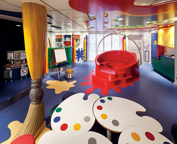 Holland America Line S-Class Interior Club HAL 1.jpg